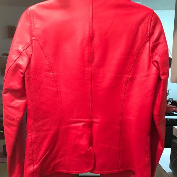 Leather jacket - Picture 5 of 7